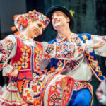Виші припинять набирати окремо хореографів і акторів