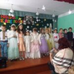 У МОН розповіли, чи можуть батьки відвідувати дитячі свята під час воєнного стану