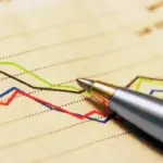 Експерт оцінив реальний рівень інфляції та ситуацію з послабленням гривні