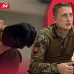 Руку відтяли одразу: історія бійця, який з протезом повертається на…