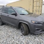 Як вигідно купити Jeep Cherokee Limited у США