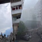 У Бєлгороді після сирени та вибухів обвалився під’їзд багатоповерхівки