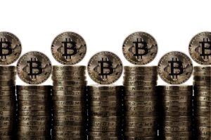 Як продати Біткоїн і одразу отримати гривні