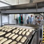 Понад 100 найменувань випічки: У Рівному підприємство щодня виробляє три…