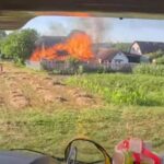 На Сарненщині вогнеборці врятували житловий будинок від вогню (ВІДЕО)