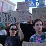 “Руки геть від САП та НАБУ”: рівняни продовжують мітингувати проти…