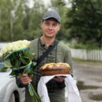 У Костополі зустріли звільненого з полону морського піхотинця Петра Алексійчука