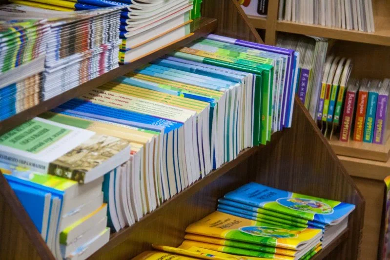 Коли потрібно наймати репетитора для дитини: не поспішайте приймати рішення Книги