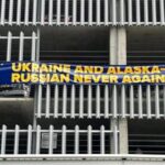 Зустріч Трампа та Путіна: на Алясці тисячі людей вийшли на…