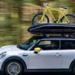 Як убезпечити себе під час автоподорожі у відпустку: українцям озвучили…