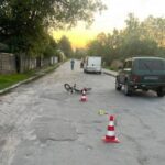 У Корці 5-річний велосипедист потрапив під колеса мікроавтобуса