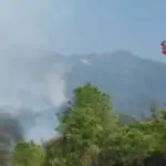 Полум’я видно з Неаполя: вогонь охопив Везувій