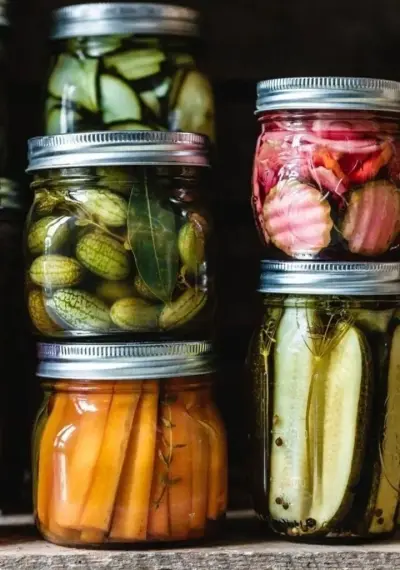 Сезонні заготовки: 5 простих та смачних рецептів серпневих закруток