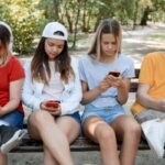 Табу на гаджети в класах: нові правила з 1 вересня