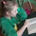 Чому ваша дитина не хоче робити уроки: причина не в…