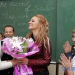 Педагогів вітають з їхнім професійним днем в Україні