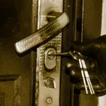 Квартиру Долиною, проданою шахраями, покупці не повернули: подаватиме чергову скаргу