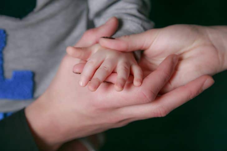 Який дитячий секрет ніколи не можна розголошувати: навіть бабусі, інакше ви втратите його довіру назавжди дети