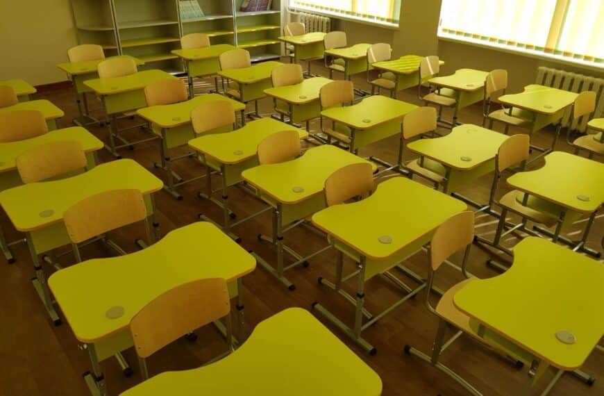 Ергономіка в школах: як українські виробники створюють нові стандарти безпечного навчального простору