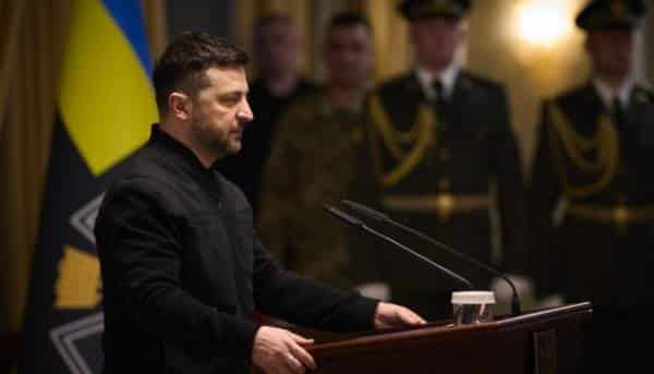 Президент вручив нагороди представникам Служби зовнішньої розвідки