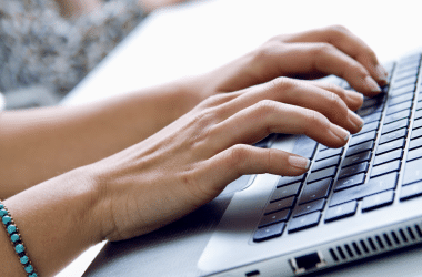 Учителі зможуть реєструватись для участі в сертифікації через Дію