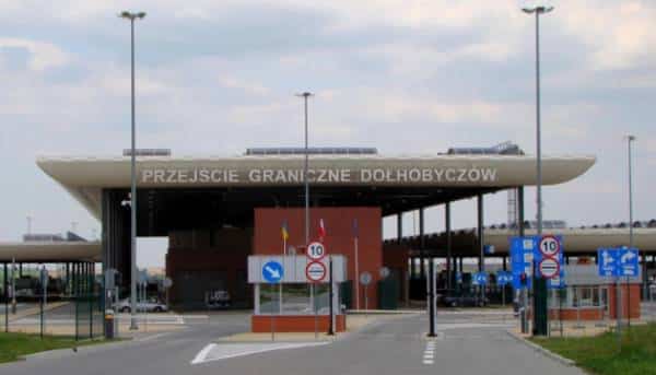 Блокування пункту пропуску «Долгобичув»: прикордонники не мають офіційного підтвердження від Польщі