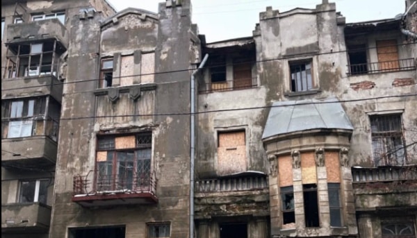 У Харкові через російську атаку 2 січня пошкоджені 17 об’єктів культурної спадщини