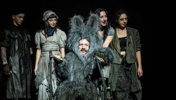 “Я бачу, вас цікавить пітьма”: гастролі по Україні.