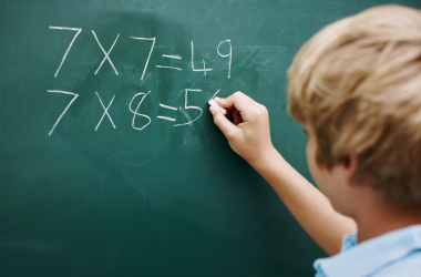 Кабмін вдосконалив облік учнів.