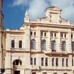 Херсонський музей мистецтв пограбовано: оголошено підозру двом колаборантам.