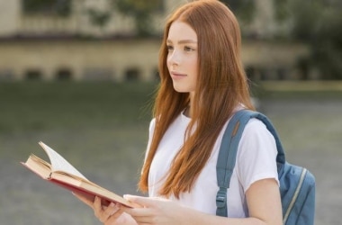 Старшокласники можуть отримати гранти на закордонне навчання.