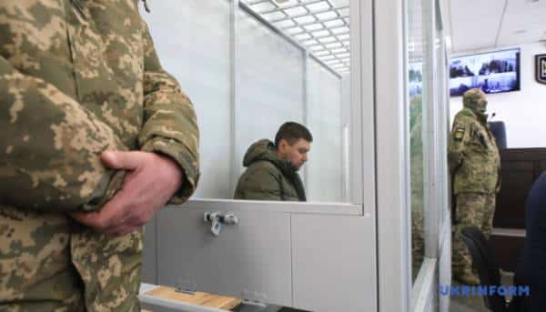 Корупція на укриттях для літаків: суд арештував командувача логістики Повітряних Сил і…