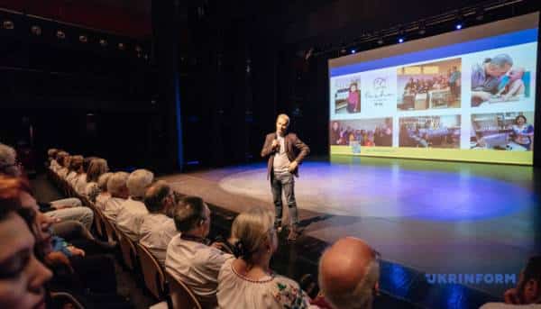 У Гаазі пройшла доброчинна демонстрація української стрічки «Щедрик»