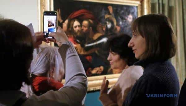 В Софії Київській виставили відреставрований твір “Поцілунок Іуди”, що має зв’язок з…