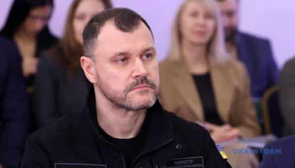 За кілька днів буде новий алгоритм дій поліцейських під час виїздів на…