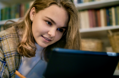 Омбудсмен: Молодого вчителя мотивує не тільки оплата.