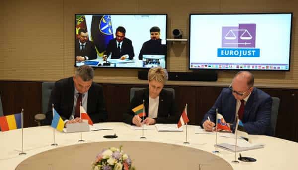 Євроюст: Спільна слідча група продовжить розслідування злочинів РФ з фокусом на депортації дітей