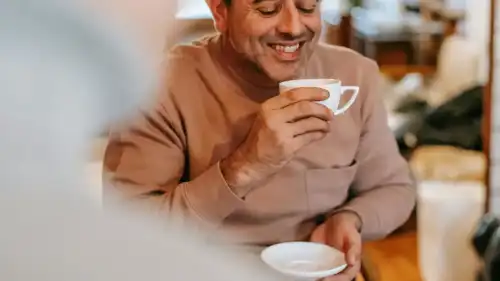 Чому здаватися хорошим іноді занадто виснажливо, або як наш мозок обирає між комфортом і совістю