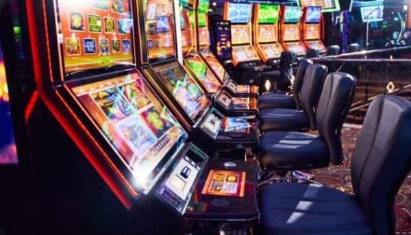 У Міноборони сказали, як планують обмежити доступ військовим до азартних ігор