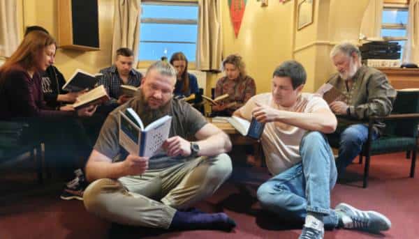 Український ПЕН надіслав книжки дослідникам Арктики на станцію “Академік Вернадський”