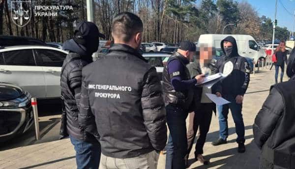 ДБР затримало полковника Нацгвардії, який намагався купити фіктивну інвалідність