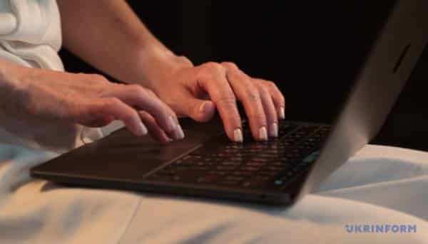 В Україні обмежили доступ до 16 інтернет-ресурсів, які незаконно продавали ліки