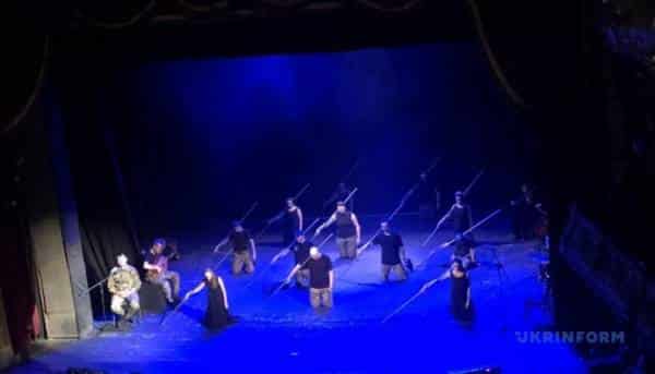 Чернівці вітають “Енеїду” у виконанні Театру ветеранів: старт гастролей.