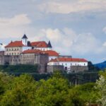 Відновлення спадку: українська історія замку «Паланок».