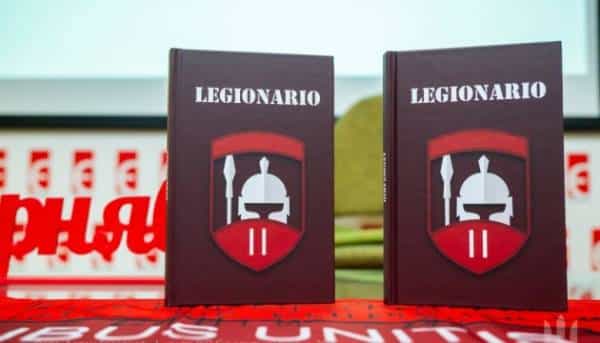 У Києві показали добірку робіт вояків-добровольців з 2-го Інтернаціонального легіону.