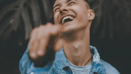 Що ваші улюблені жарти говорять про ваш характер та комплекси