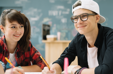 Перегляд профільної старшої школи відкладати не планують.