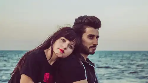 Чому чоловіки іноді розчиняються в тумані саме тоді, коли все нібито йде&hellip;