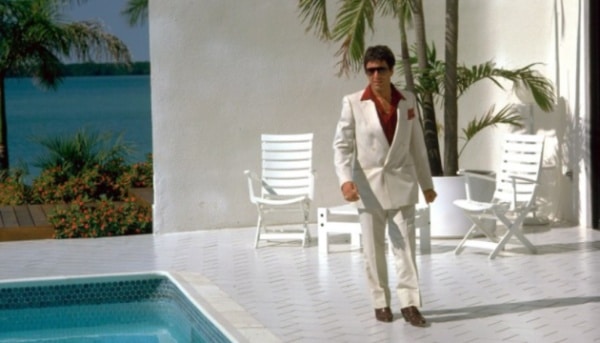 Особняк з кінокартини “Лик зі шрамом” продають за 237 мільйонів доларів.