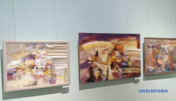 Тернопіль: в музеї відкрили експозицію робіт митця Михайла Кузіва.